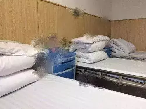 00后已经开始抑郁了，30%的大学生认为自己有严重的抑郁倾向，抑郁后该怎么办？