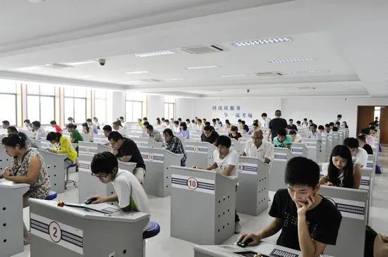 考驾照科目一试题100题答案，科一干货大收集，看了你就过关了