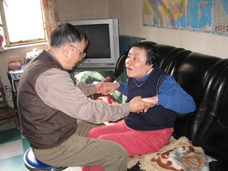 当年轰动一时的清华女生中毒案：受害人侥幸存活，嫌疑人移居美国