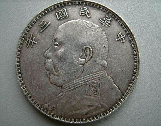 1949年上海解放时，军代表霸占国民党姨太，陈毅知道后如何处理