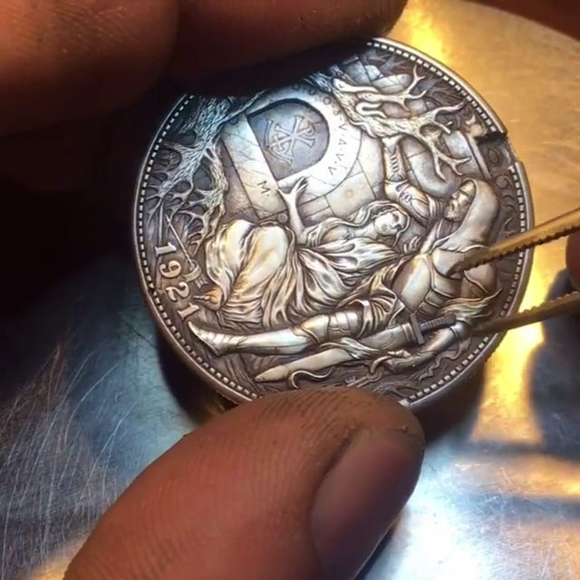 玩具研究所：神了！一本真正“会燃烧”的魔法书，一打开就有魔力