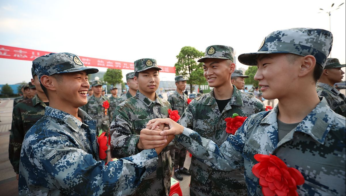 2021年在校大学生当兵，最好做好6大方面的准备，望周知