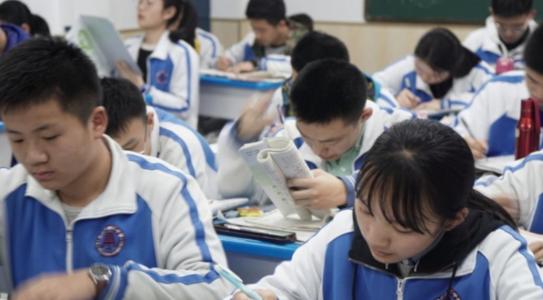 9年“义务教育”要改成12年？为何要改？教育部作出如下回答