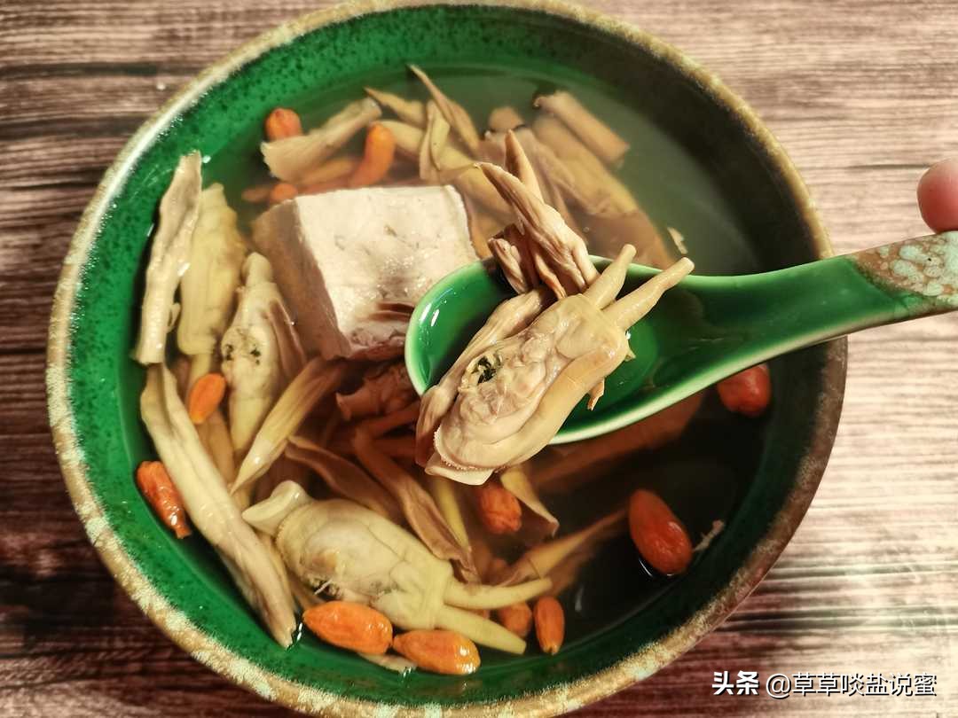 春日美味，蛏干竹笋冻豆腐，鲜美，清爽，滋补，不发胖