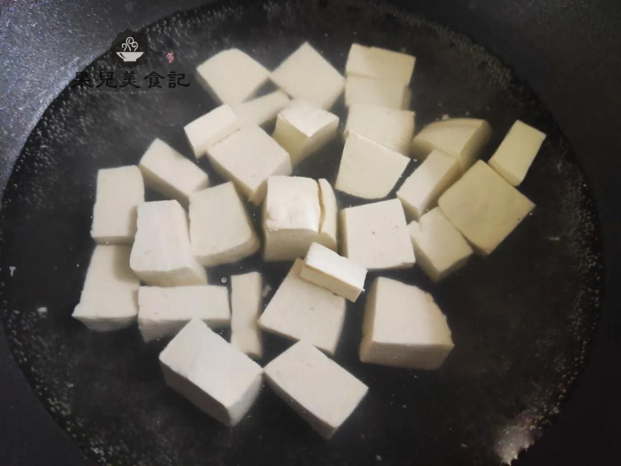 菠菜豆腐怎么做好吃（菠菜豆腐汤做法教程）