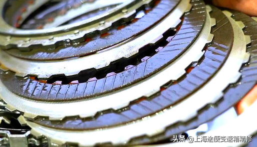 一百多W的辉腾变速箱损坏严重，技师“妙手回春”修好