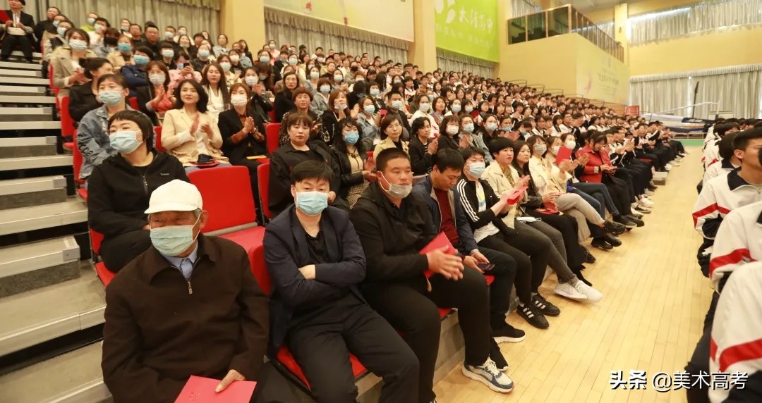 大洼高中2021年春季英语大赛“以赛促学”精彩纷呈