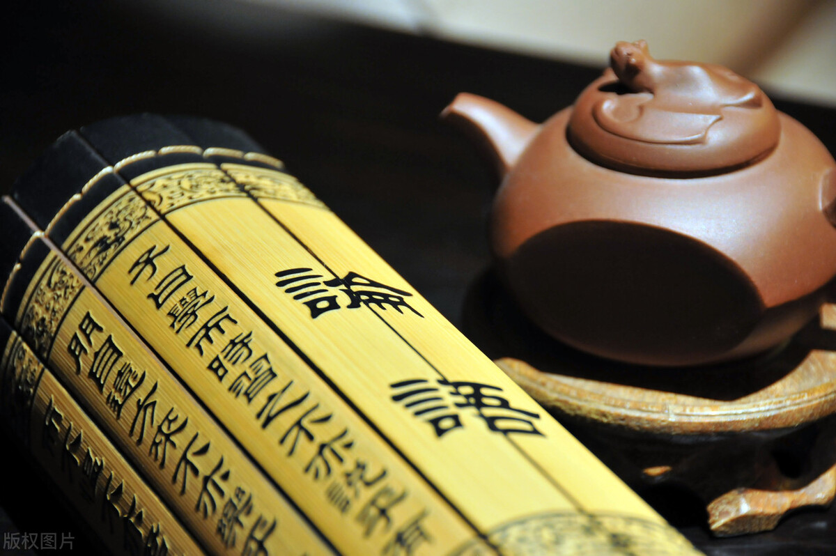 《心》：人性的本质除去“真善美”外，还有底层的光辉