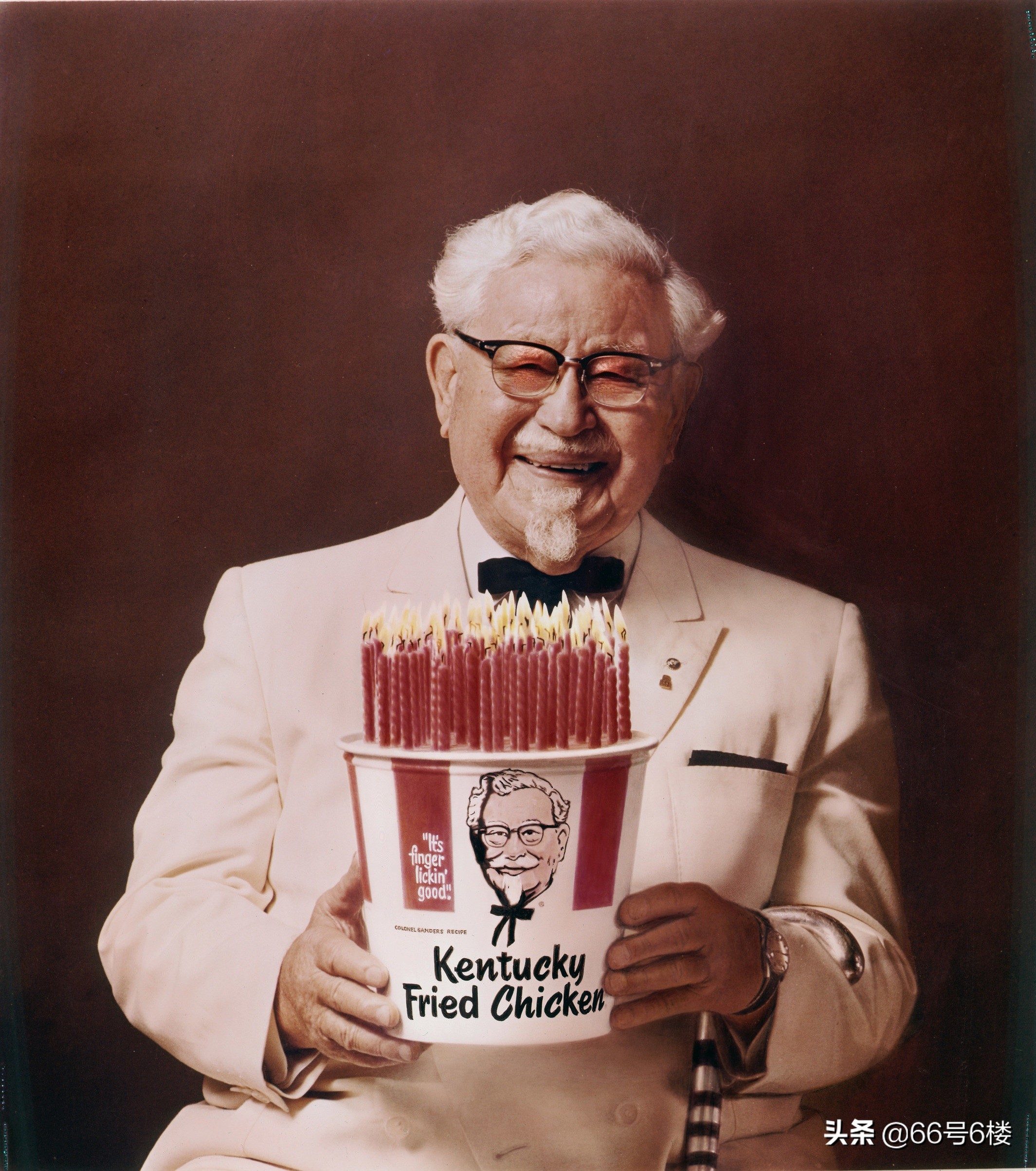 肯德基爷爷的真实人生:悲惨童年使得他从小学会了做炸鸡
