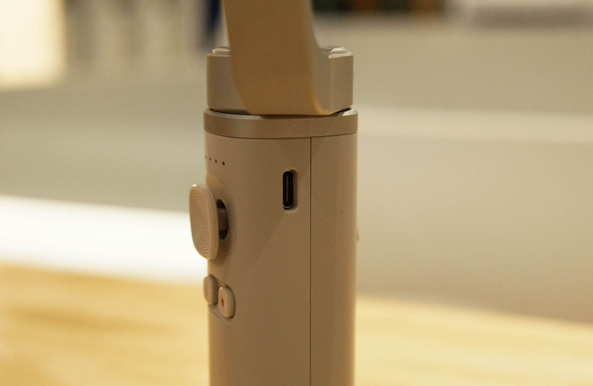 逗映Capture π手機穩(wěn)定器來了，沒有不適用的場景！性價比新選擇
