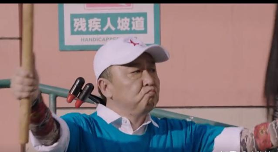 于谦和他的小矮马：郭德纲说于谦这一辈子真值了，是玩儿界的大咖
