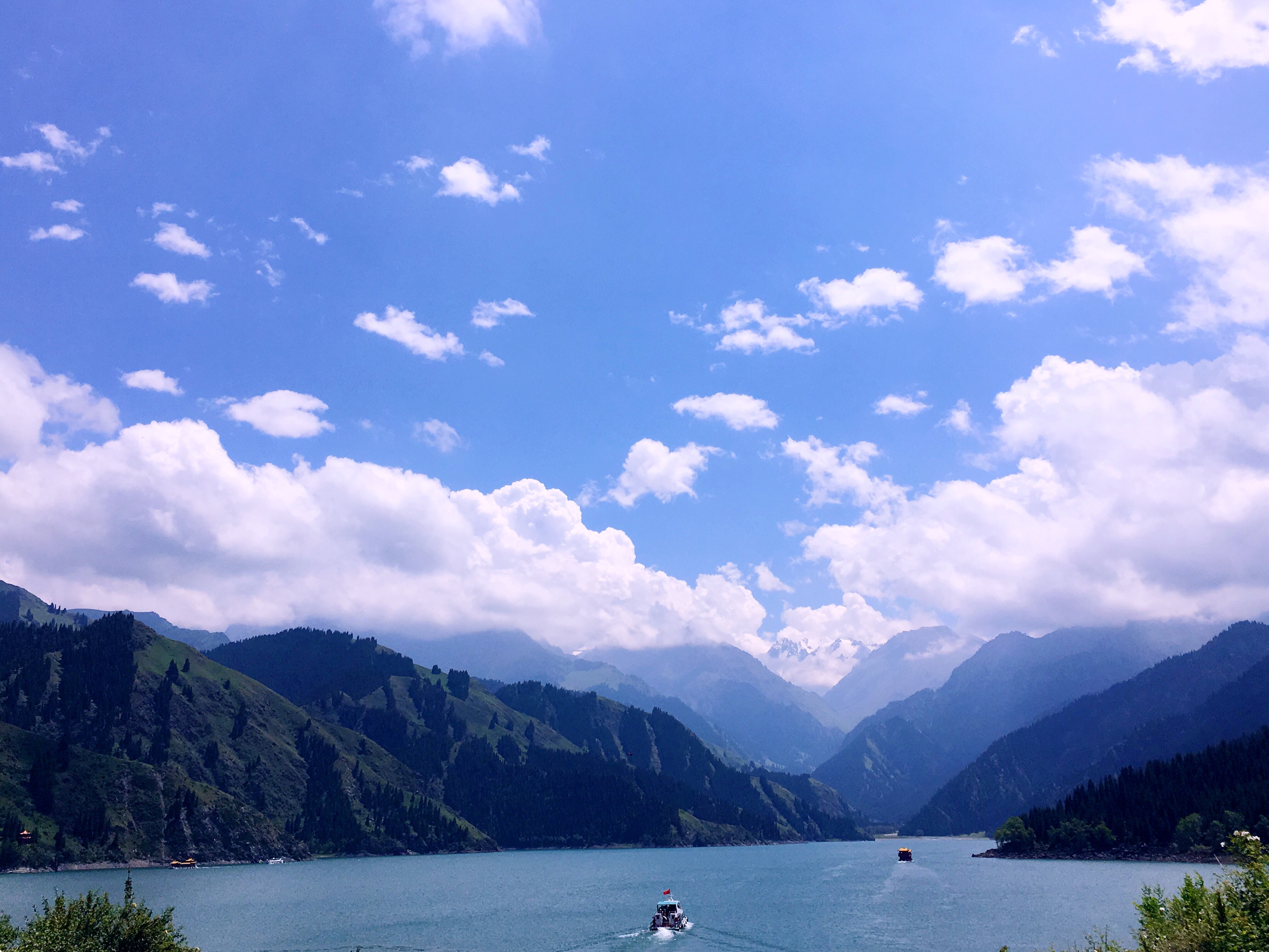 新疆天山天池一日游新疆的天山天池