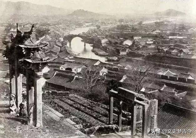 1969年，东海舰队机关驻地本在上海，为何迁驻宁波？天赐深水良港