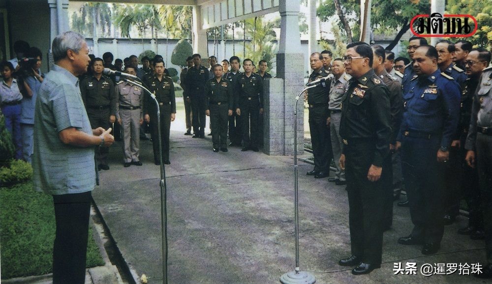力挫两次政变的泰国传奇总理炳.廷素拉暖上将
