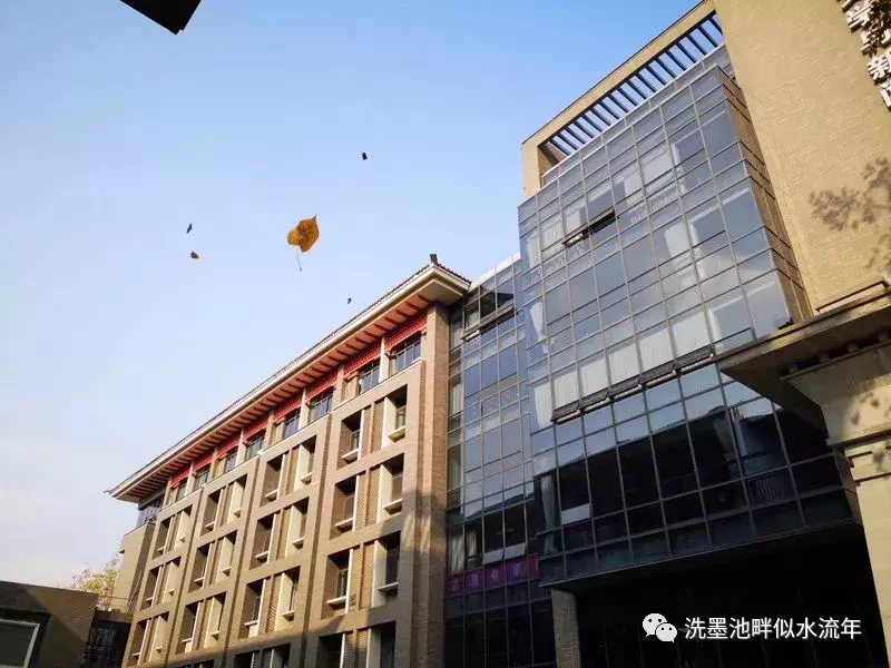 澧县一中离川大有多远？