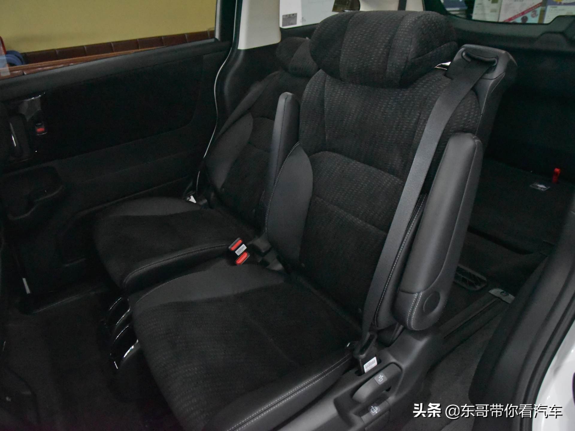 大7座日系大MPV，5.9L低油耗，宽敞耐用，实拍本田艾力绅
