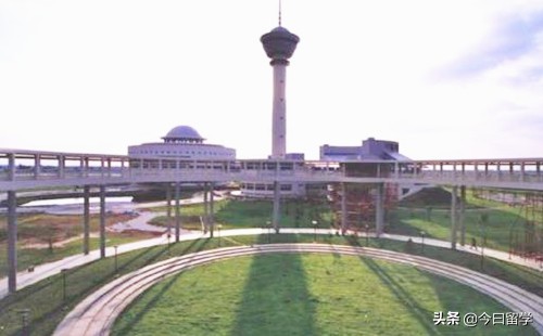 泰国西纳瓦大学留学优势是什么？