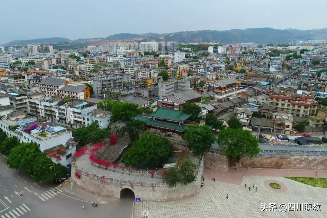 四川这19个地市州都有单招大学，成都最多，绵阳次之