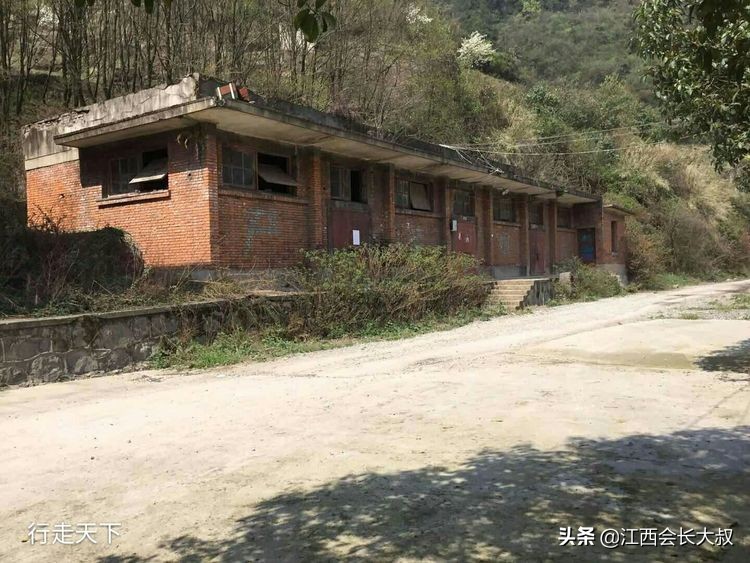 息烽县原驻县企业厂区遗址