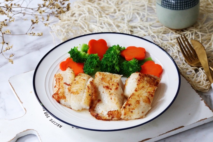 上桌秒光的香煎比目鱼，这个冬日别再错过啦