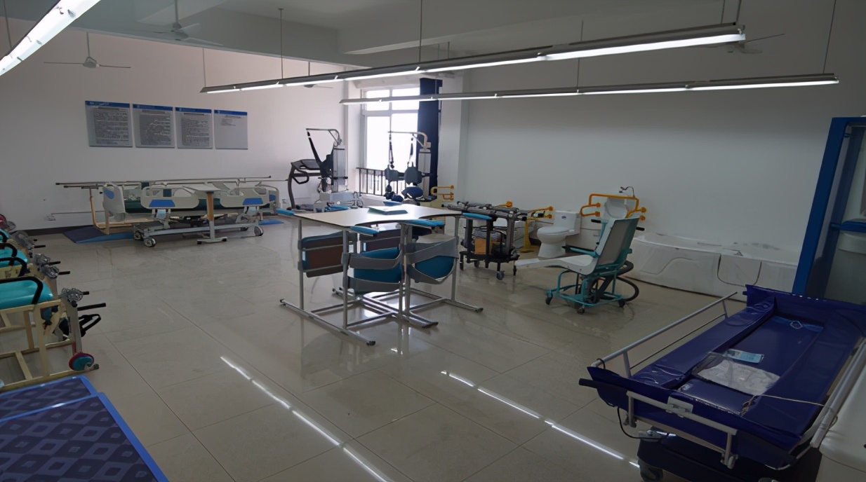 医药类人才的“摇篮”，成都铁路卫生学校的这两个专业有点牛