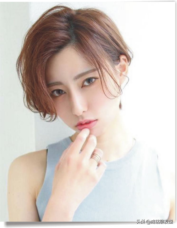 越简单越高级,10款流行的潮短发发型,精致又时尚