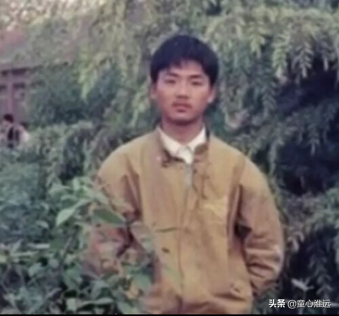 以刘强东高考状元身份，为何选择了人民大学？不上更好的清华大学