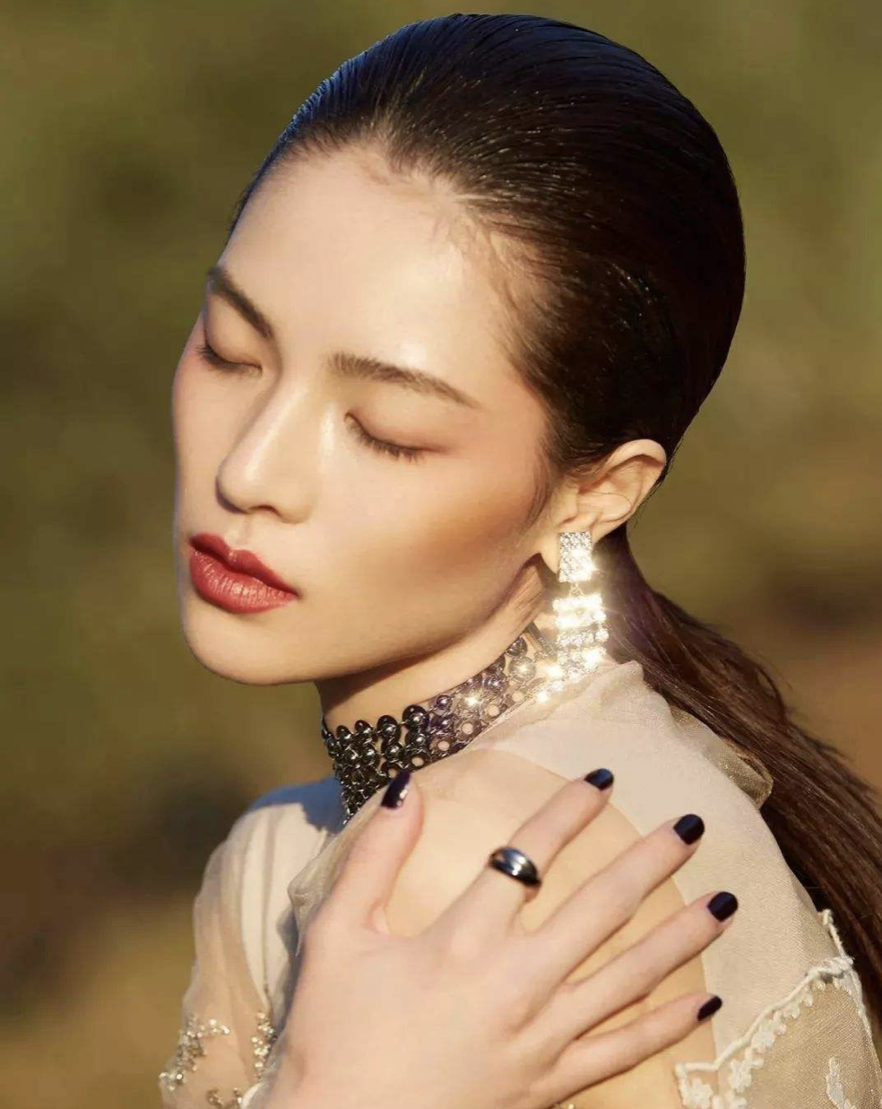 你是“高级脸”还是“大众脸”？重点看这4个特点，看看你是哪种