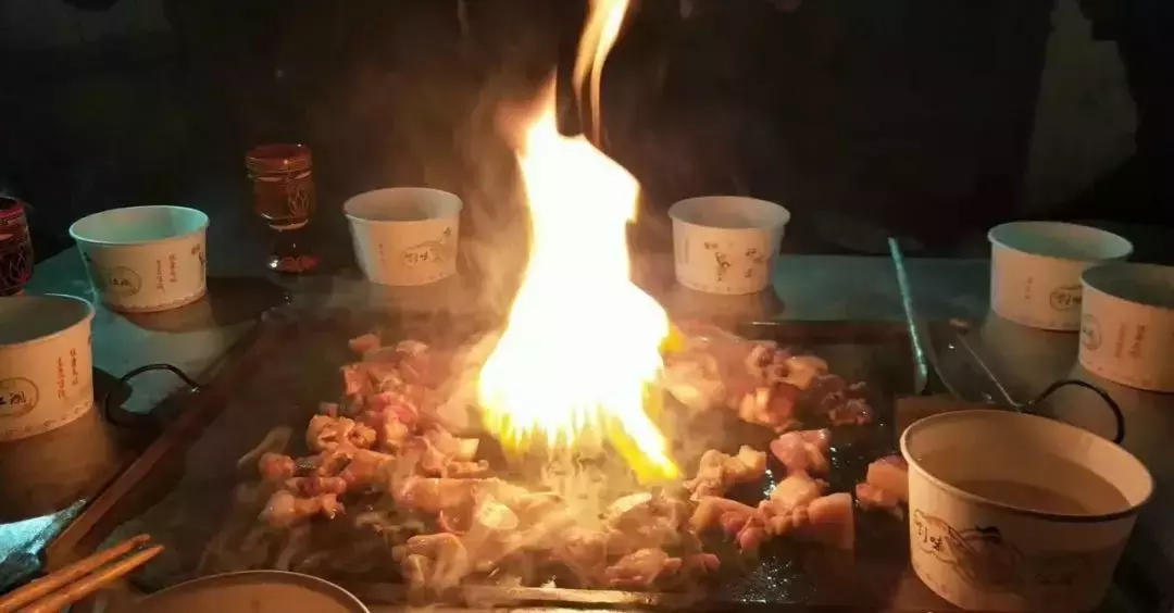 成都南边的冷门小县,私藏5处耍雪泡汤秘境,全免费,2天可来回!