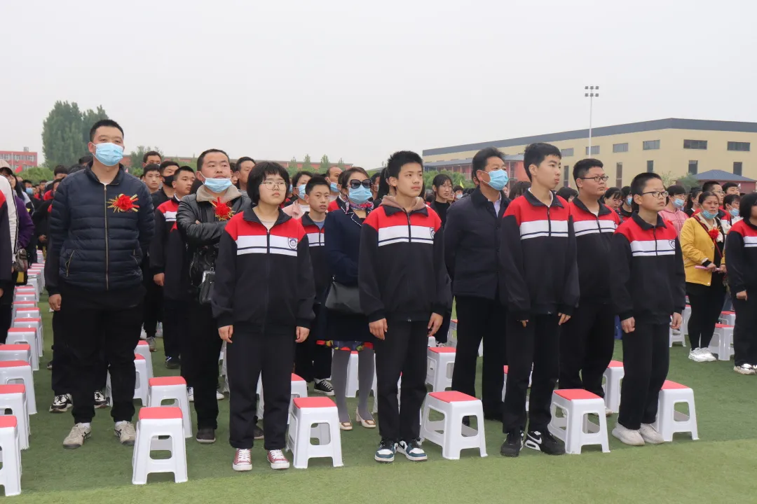 邯郸市开阳中学举办校园开放日，家校共育，感受成长，收获感动