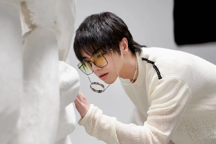 华晨宇评毛不易：从来没期待过你的歌！不认可背后源于人生经历？