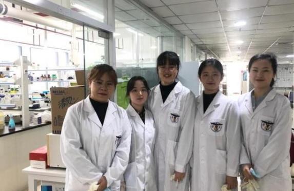 青岛大学同一寝室5个姐妹花，个个是学霸，研究生分别考入“985”