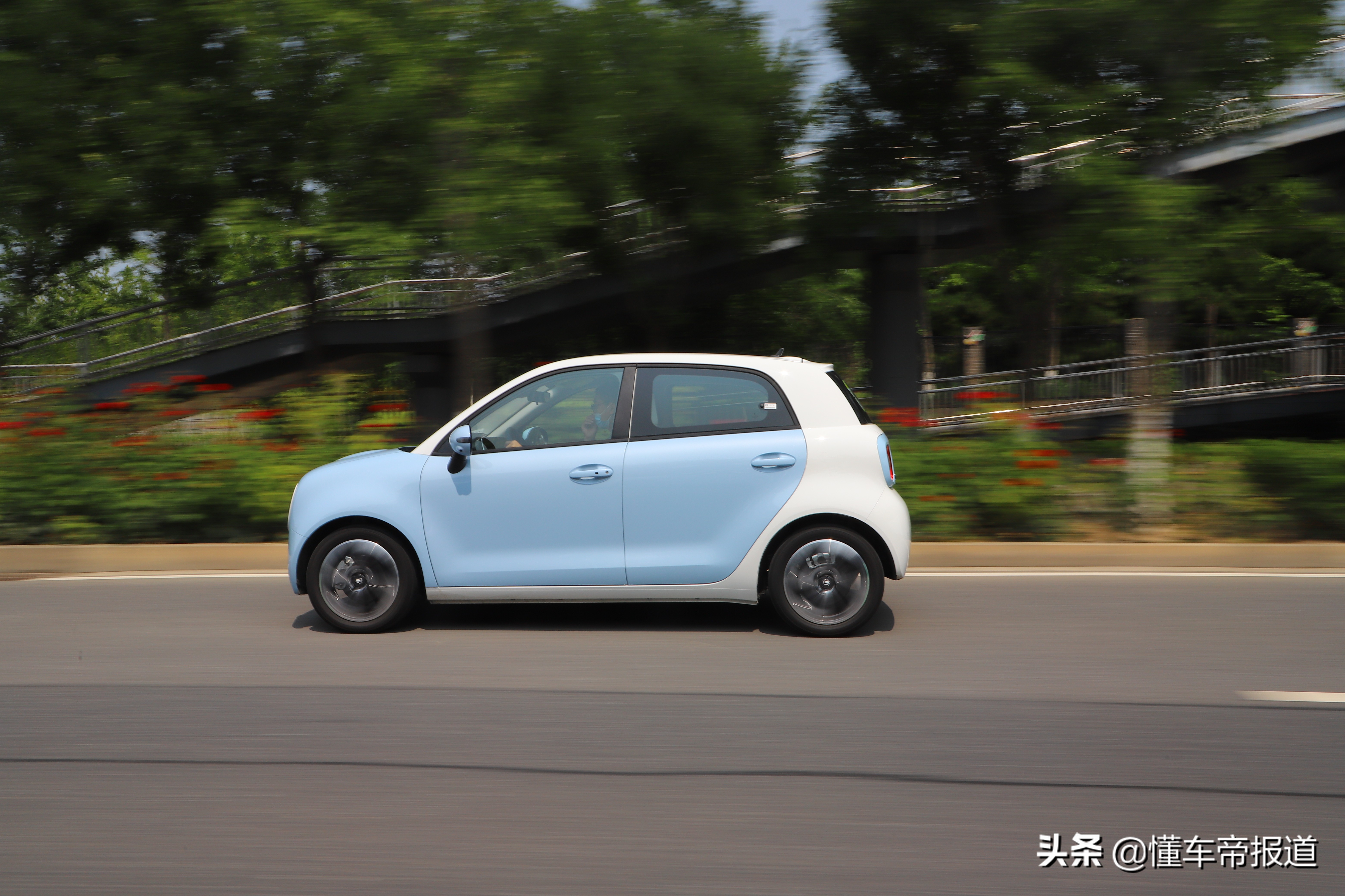 新车｜智能化提升，城市才是“主战场”，试驾2022款欧拉黑猫