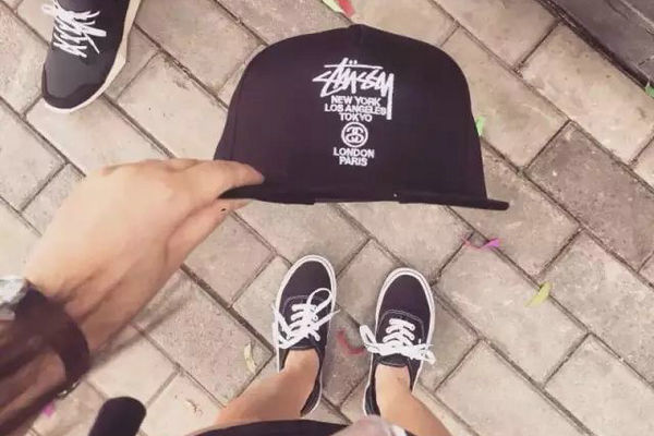 越潮的人，越爱戴这3个公认的棒球帽，怪不得鹿晗是“帽子王”！