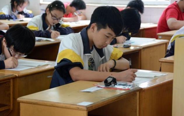 广东某地中考数学平均分创新低，人均38，学生直言：考了个寂寞