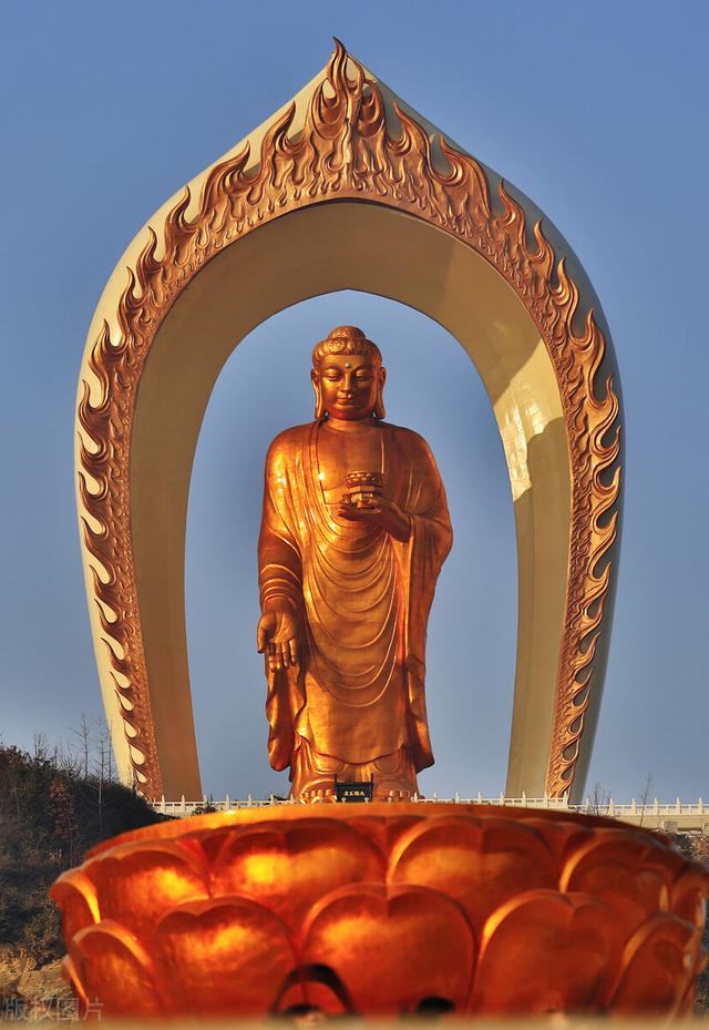 《六祖坛经》全文、译文—心行平直，自性清净，即到西方极乐世界