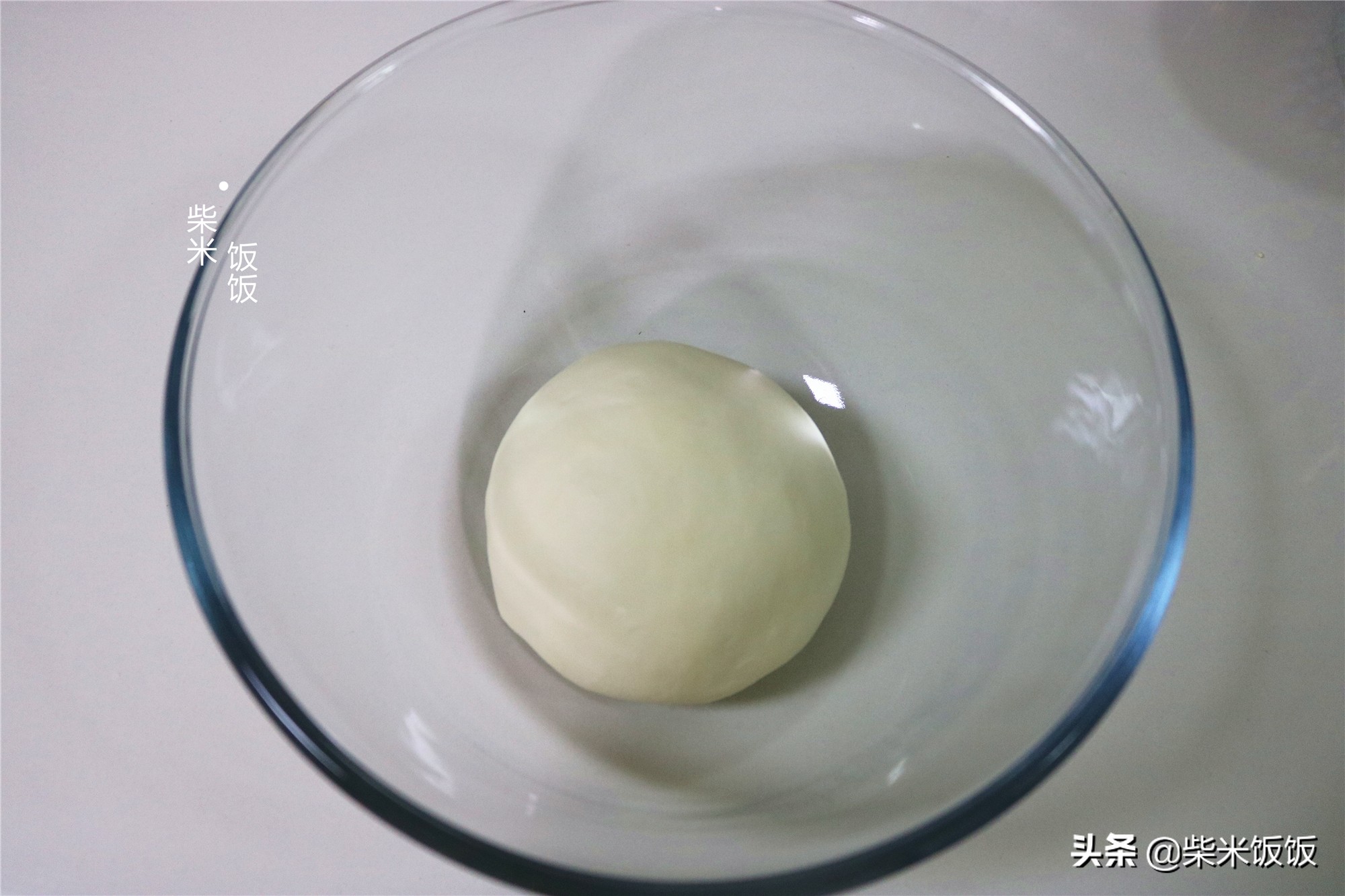 韭菜饺子，别总搭配鸡蛋了，教你这样调馅，个个爆汁更好吃