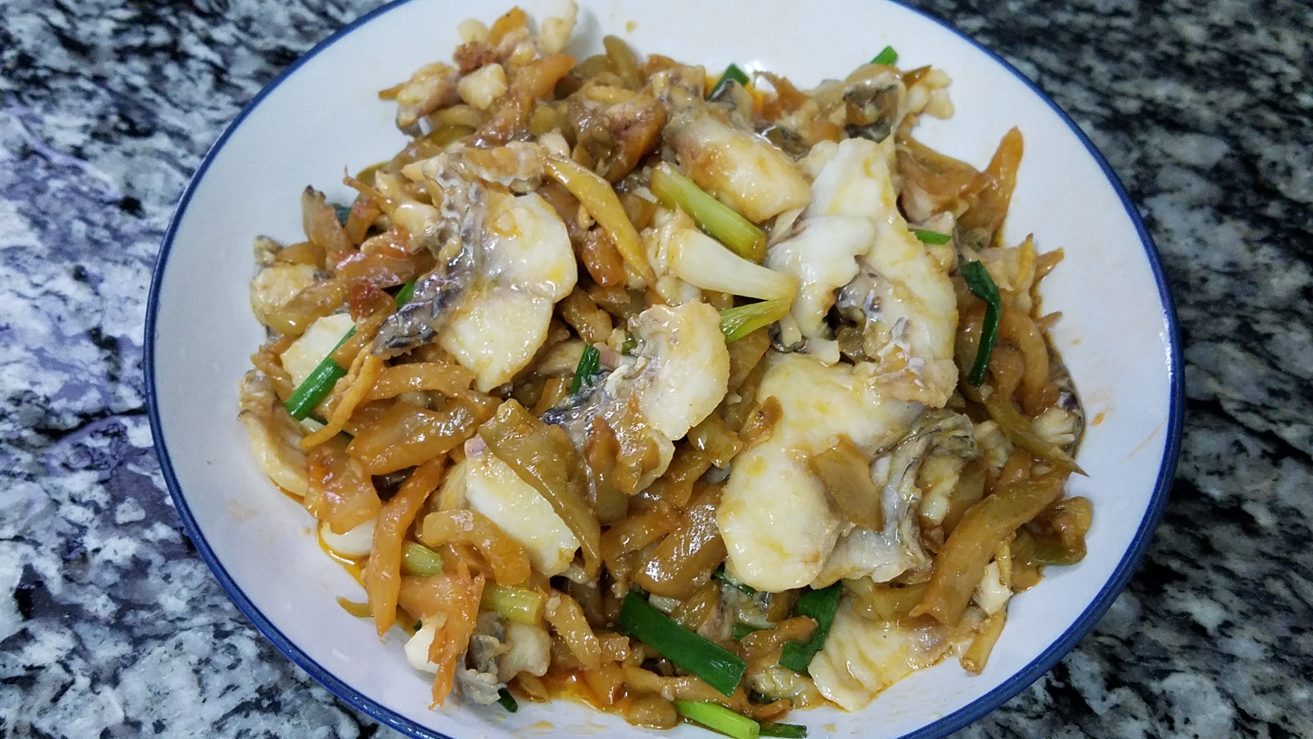 鱼片这样做才够味，我家经常吃的一道家常菜，简单好吃又下饭