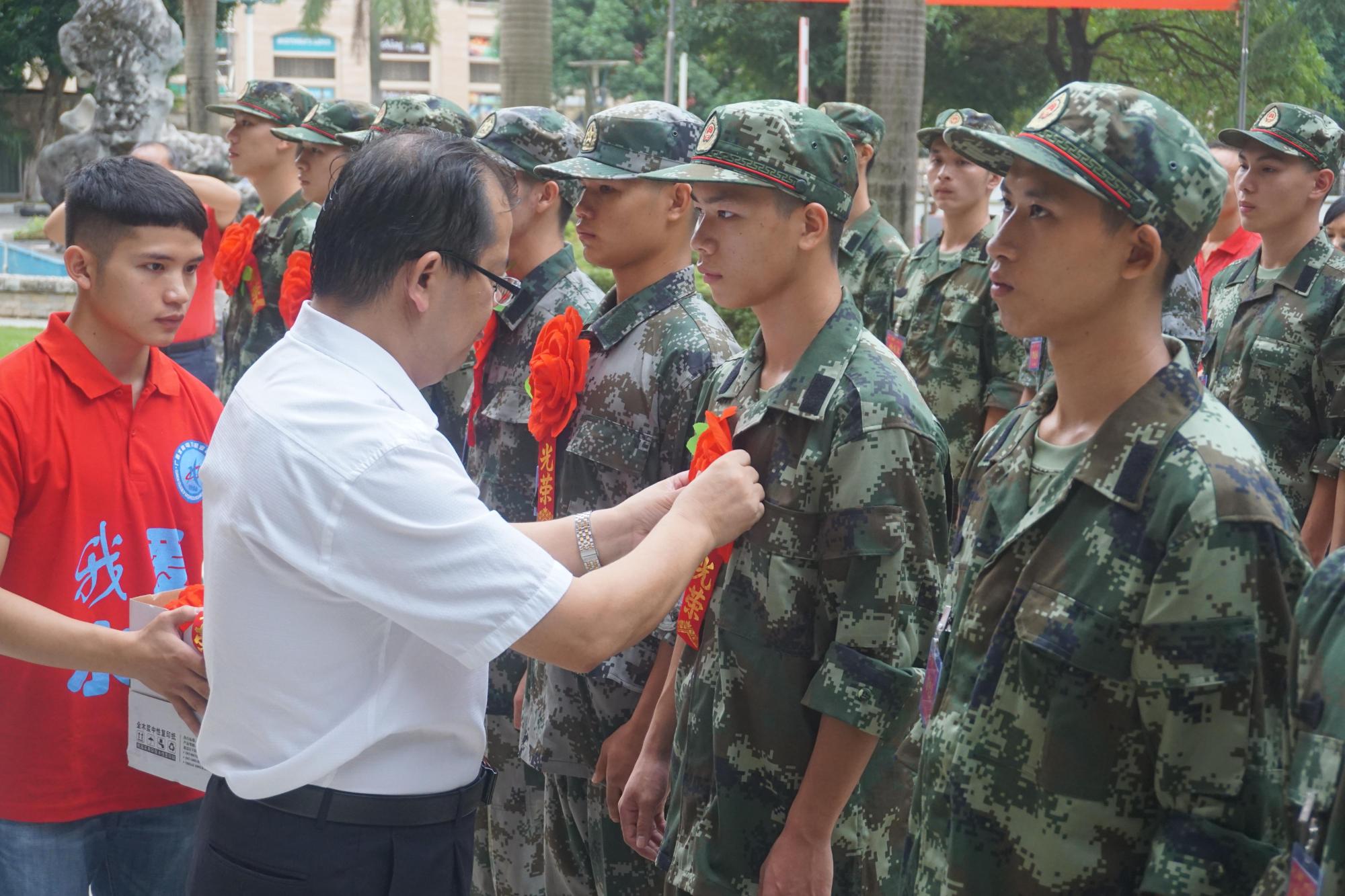 大学生当兵值得吗？盘点大学期间当兵，各个时间节点优惠政策