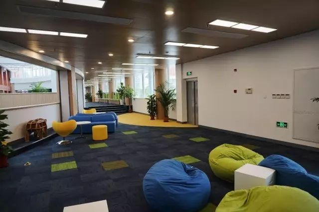 魔都上海这些年，适合翻拍流星花园的私立学校：颜值高，学生棒！