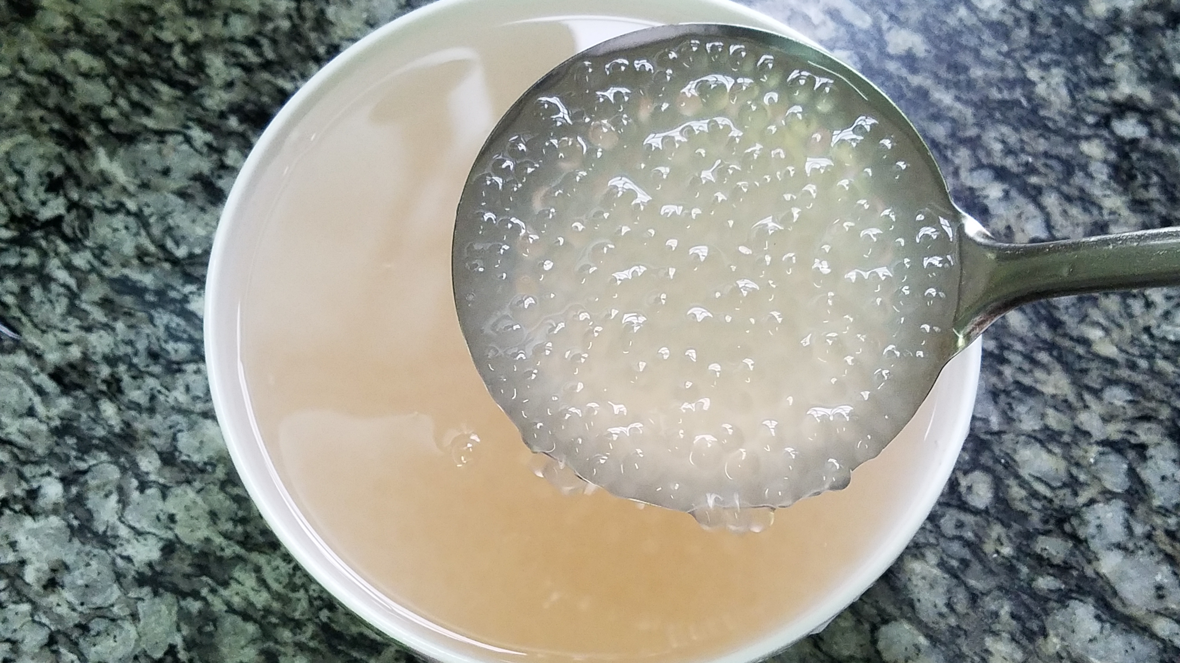 香芋西米露，广东很好喝的一道糖水，做法简单味道香，我家经常做