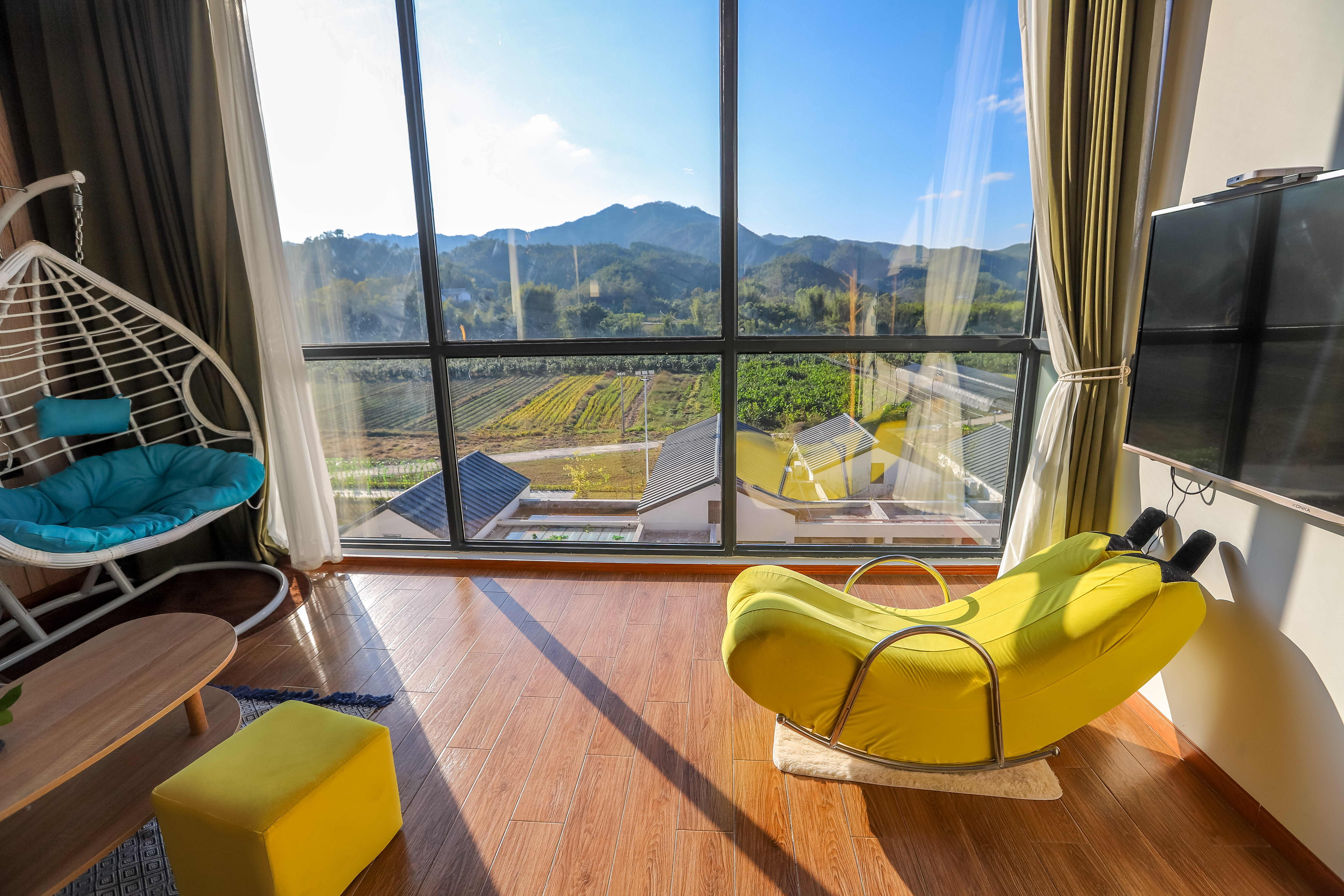 河源这家网红民宿,推窗就是乡村田园风光,太适合度假了