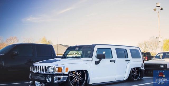 这是一辆“让人无法接受”“低趴姿态”的悍马Hummer H3