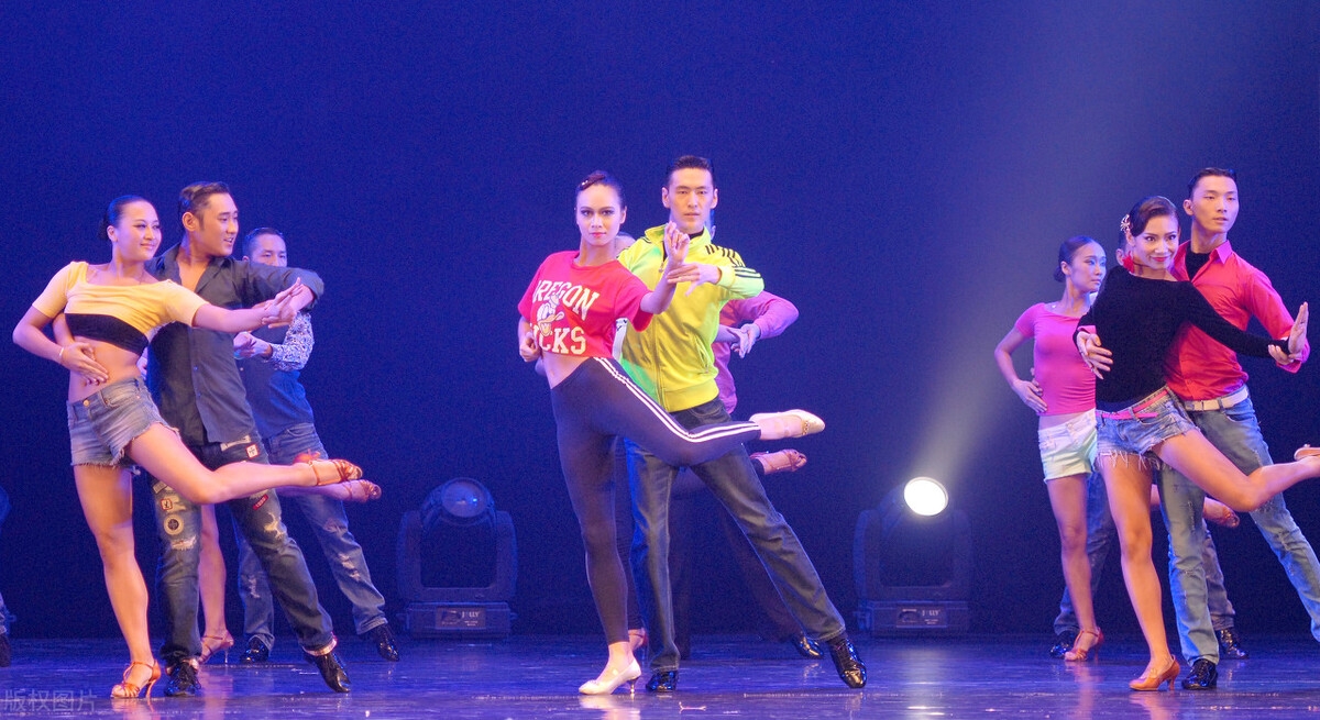 广西艺术学院对文化要求不高，2021年艺术类录取分数线分析