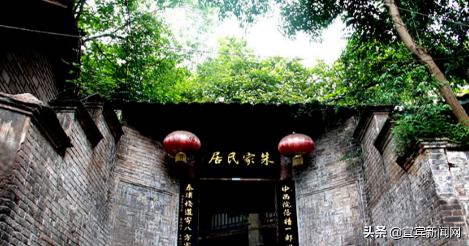 啊~开学啦！大学“萌新”最强指南戳进来→