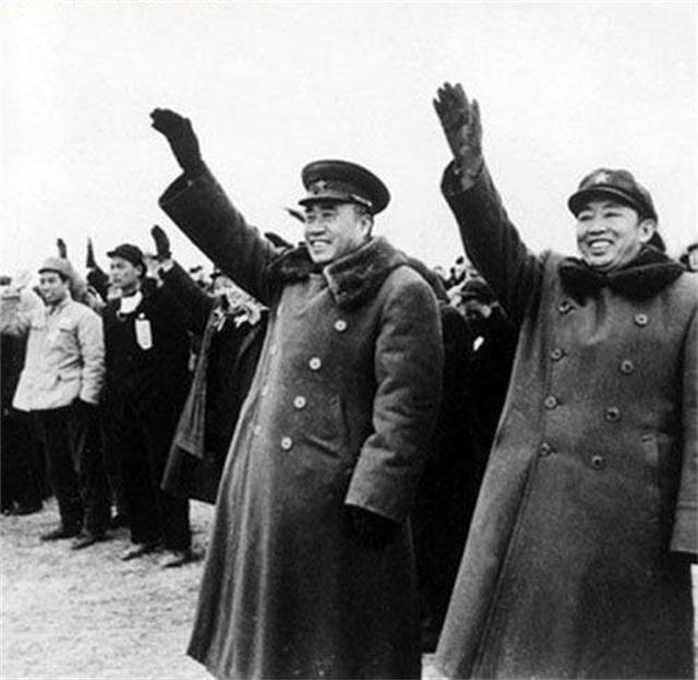 1958年，刘亚楼做了一件事，毛主席听后非常生气，更是数月不理他
