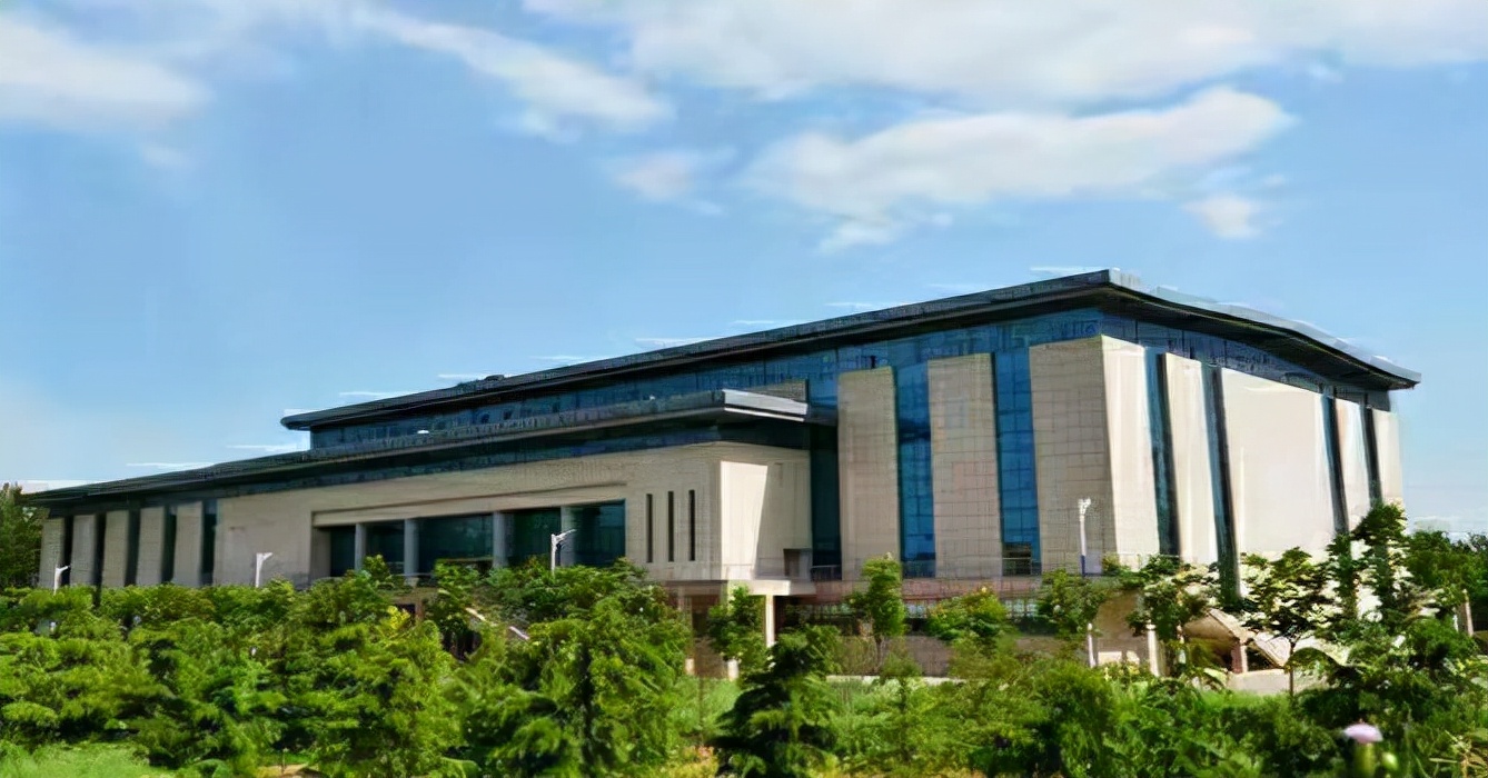 河南一所医学院升级为“大学”，有望今年出结果，学生有福了