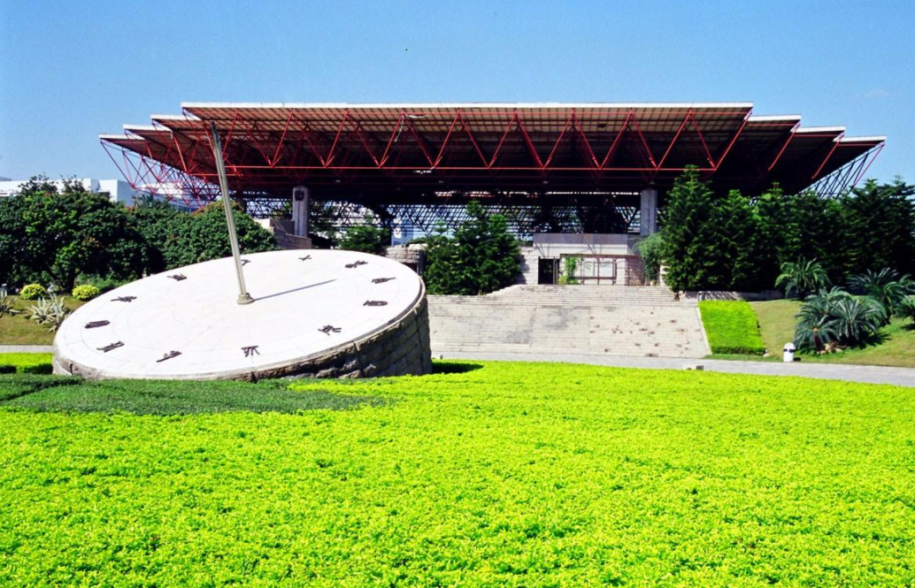 21年考生需注意，这所大学真委屈，985高校却被认为是野鸡大学