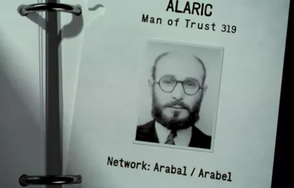 拥有28个身份，情报全靠编，玩转英德两国，这名二战间谍是何来历