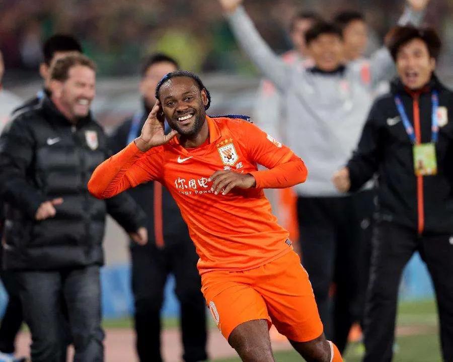 中超鲁能洛维什么水平(洛维:让人又爱又恨的爱神)